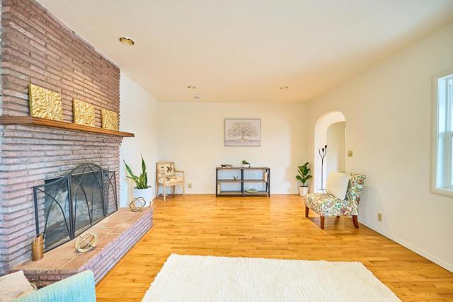 91 Carr Avenue, Aromas CA: https://media.crmls.org/mediaz/739bfccb-1d77-42b9-8b09-c9d3bd1a8536.jpg