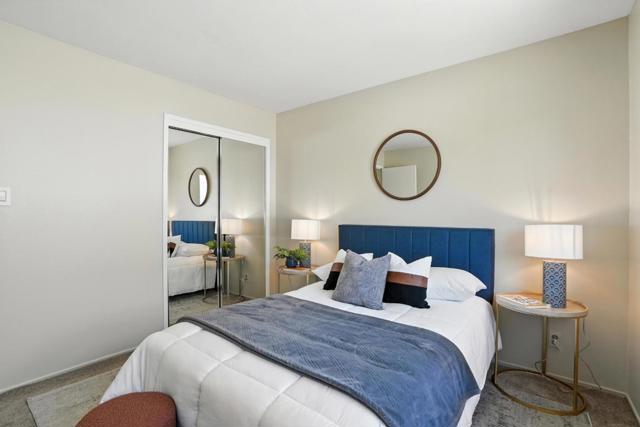 946 Laguna Avenue, Burlingame CA: https://media.crmls.org/mediaz/739ccf39-9702-4e88-a383-ac920bd10a64.jpg