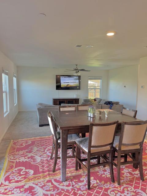 Detail Gallery Image 3 of 8 For 3637 N Mccaffrey Ave, Fresno,  CA 93722 - 4 Beds | 3 Baths