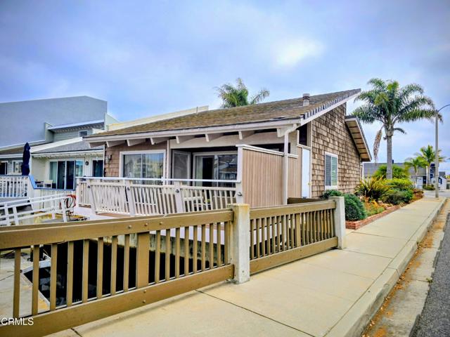 Detail Gallery Image 4 of 34 For 4625 Falkirk Bay, Oxnard,  CA 93035 - 2 Beds | 2 Baths