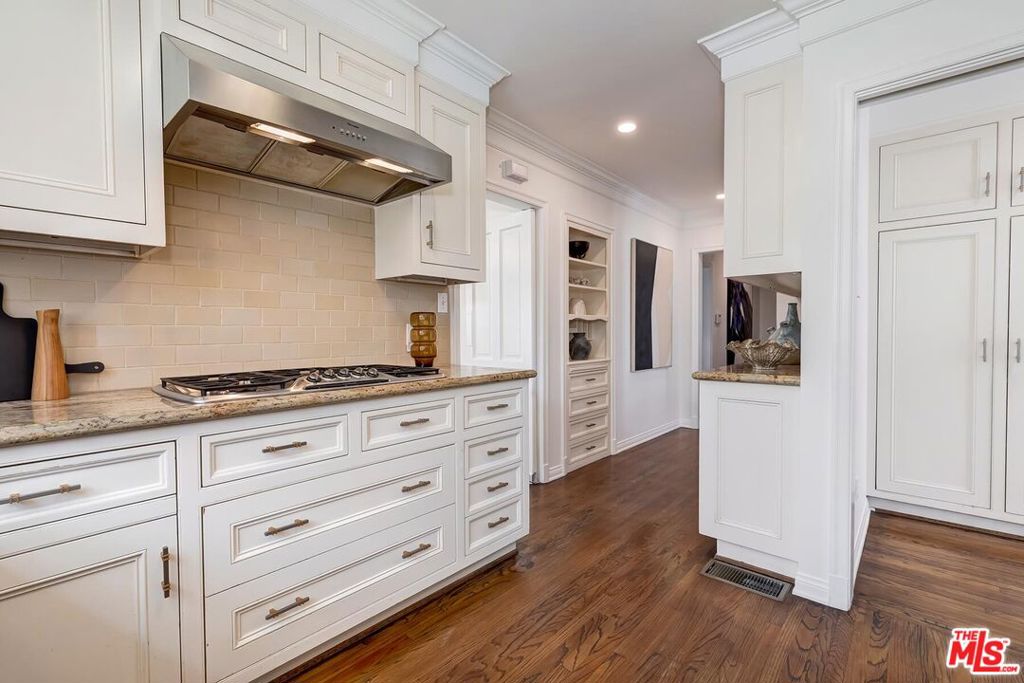 MLS #26867417 image #21