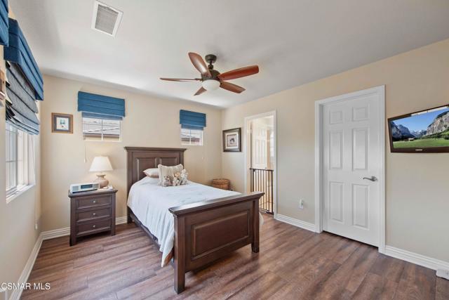 3194 Sunset Hills Boulevard, Thousand Oaks CA: https://media.crmls.org/mediaz/739f0341-527f-425c-8494-9f92b8e4f253.jpg