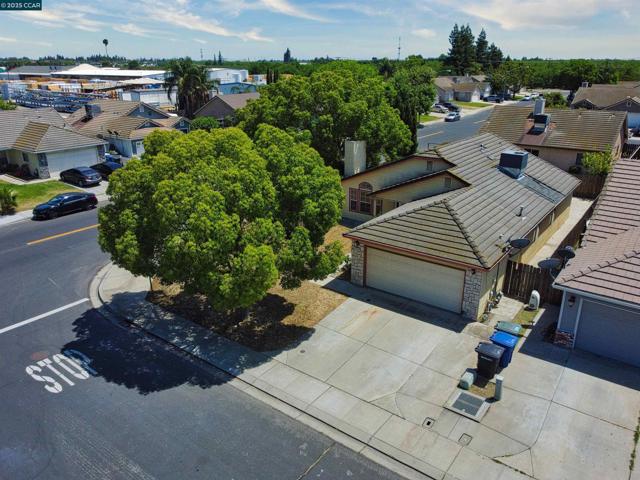 4300 Cannington Lane, Salida CA: https://media.crmls.org/mediaz/739f612d-7ddf-473d-9245-caa8dad9cb74.jpg
