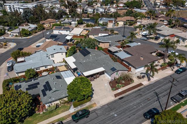 2660 Pheasant Dr, San Diego CA: https://media.crmls.org/mediaz/73a01f42-33ec-4a04-8d3e-0b53916cefa7.jpg
