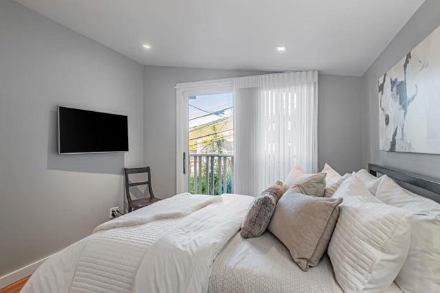 Image 18 of 51 For 1763 12th Avenue