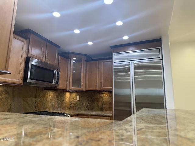 Detail Gallery Image 6 of 16 For 15511 Sherman Way #35,  Van Nuys,  CA 91406 - 1 Beds | 1 Baths