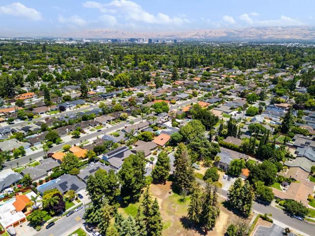 1462 Robsheal Drive, San Jose CA: https://media.crmls.org/mediaz/73a1a134-d335-4b26-9e38-e3f105206419.jpg
