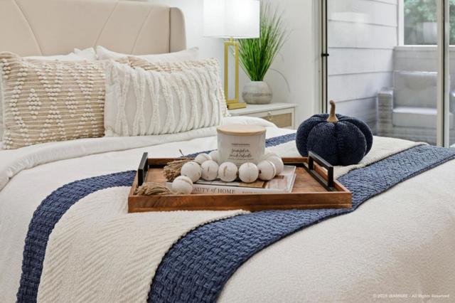 1400 El Camino Real, South San Francisco CA: https://media.crmls.org/mediaz/73a250e2-f287-4333-9d6f-4b8aedd0e47d.jpg