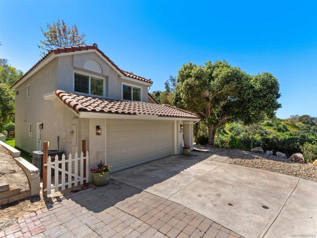 2277 Dunstan - photo 4