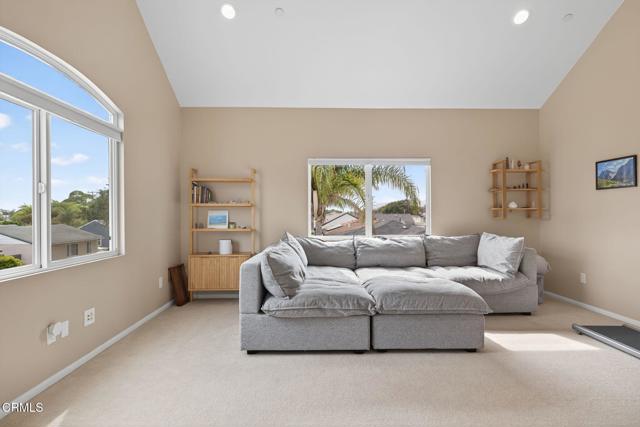 425 Rancho Drive, Ventura CA: https://media.crmls.org/mediaz/73a51d91-d367-410e-b295-ad26b30ad75d.jpg