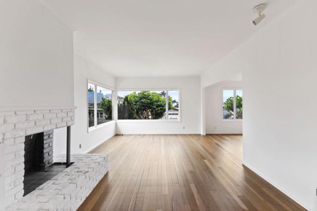 14 Wilshire Court, Daly City CA: https://media.crmls.org/mediaz/73a5d30a-2821-409e-af23-61b21f3c649e.jpg