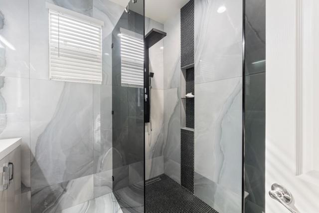 2372 Donner Pass Avenue, Sacramento CA: https://media.crmls.org/mediaz/73a6e408-642d-4110-96bf-5b4347fd96ca.jpg