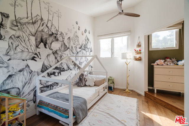 2002 Tuna Canyon Road, Topanga CA: https://media.crmls.org/mediaz/73a6f0e7-f240-4bf3-bcff-dc63611552b8.jpg