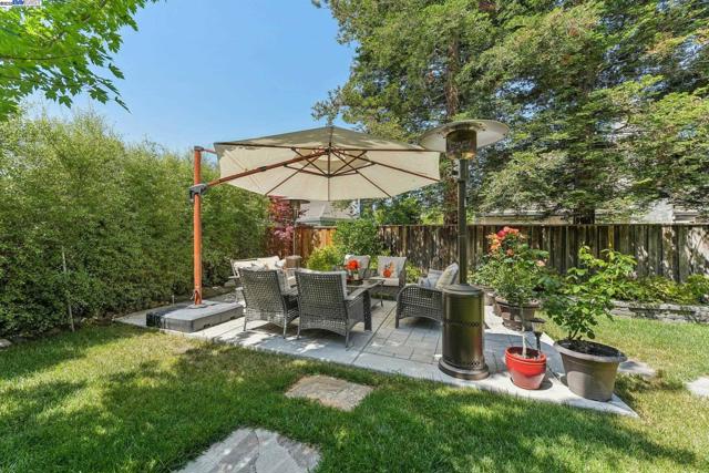 1159 Vintner Pl, Livermore CA: https://media.crmls.org/mediaz/73a76777-02fe-464f-8c62-73f3f104380a.jpg