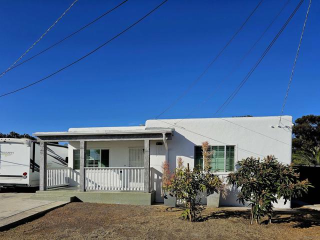 425 E 16Th St, National City CA: https://media.crmls.org/mediaz/73a77216-2c2f-4928-97d6-650b28ec86ed.jpg