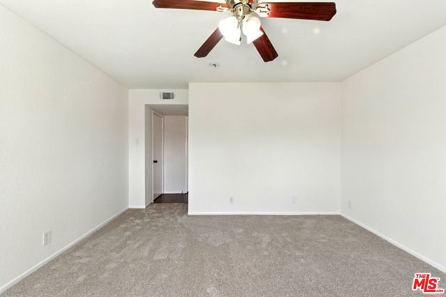 8333 Columbus Avenue, North Hills CA: https://media.crmls.org/mediaz/73a87a91-505a-45dc-88de-203ed07e6e9c.jpg