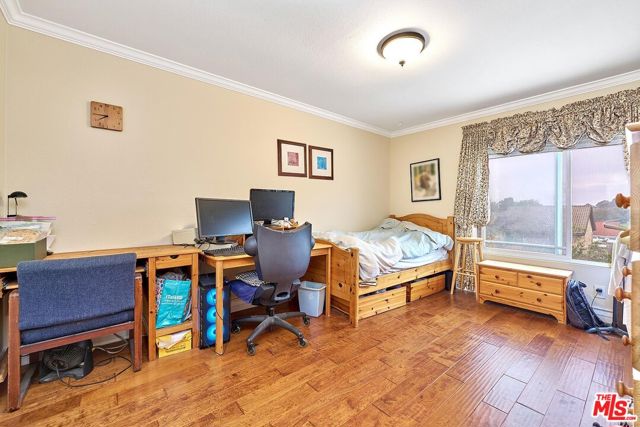 Image 9 of 16 For 1715 Fairford Drive