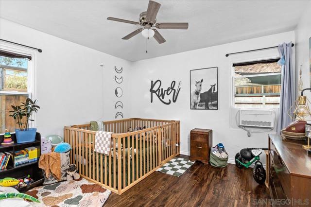 6212 Streamview Dr, San Diego CA: https://media.crmls.org/mediaz/73a8c9c2-95c9-4c96-9aee-9f313df00fe7.jpg