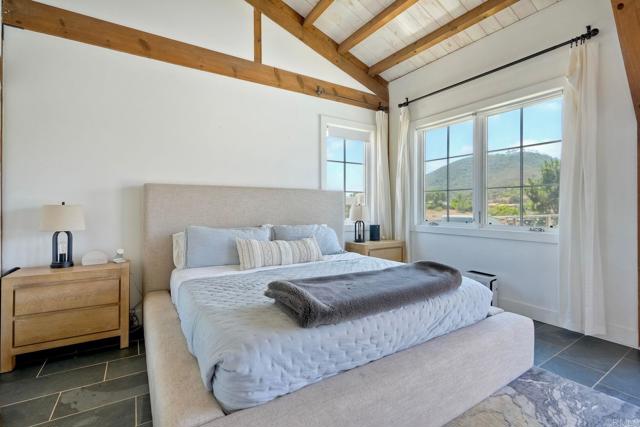 7702 Camino Sereno, Escondido CA: https://media.crmls.org/mediaz/73a8ced6-4df3-4ae6-b5c5-d53f03e2c61c.jpg