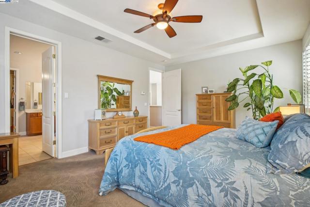 320 Oaks Bridge Pl, Pleasanton CA: https://media.crmls.org/mediaz/73aa0a1e-def3-491b-a353-17ef67e7bbfb.jpg