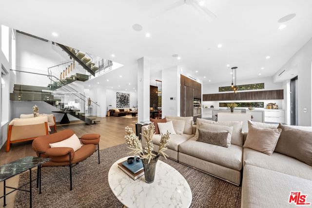 1609 N Stanley Avenue, Los Angeles CA: https://media.crmls.org/mediaz/73aa7b88-4552-4503-83f4-f921a3c4f09e.jpg