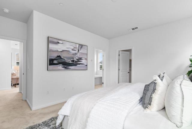 2632 Admiral Circle, Hayward CA: https://media.crmls.org/mediaz/73aaa52e-6aca-47c5-8638-9dc7530a4081.jpg