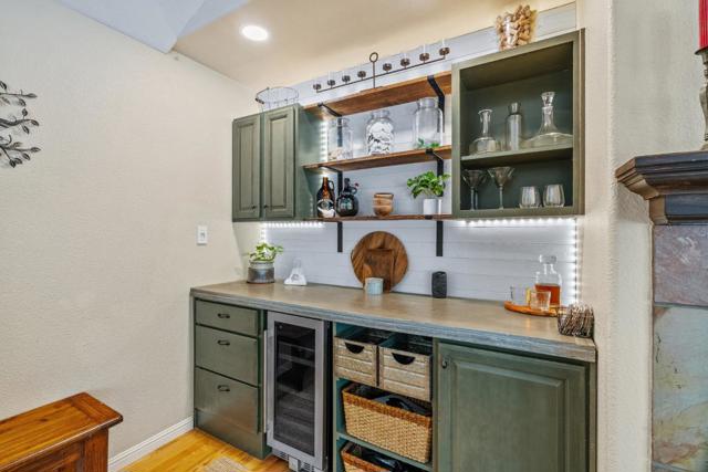 268 Shadow, Corralitos CA: https://media.crmls.org/mediaz/73aaa9b2-48c9-4945-816b-548bb880737a.jpg