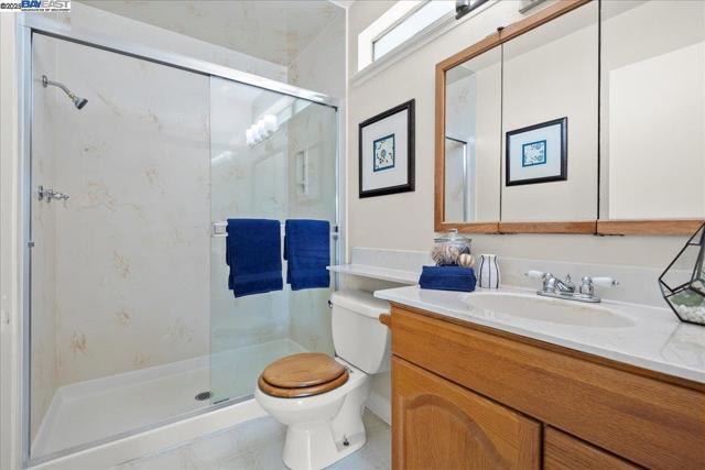 4848 Nadine Ct, Union City CA: https://media.crmls.org/mediaz/73ac1052-15cb-464f-9985-b59e06cbeae6.jpg
