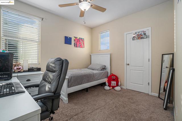 Image 23 of 42 For 1174 Tropicana Ln