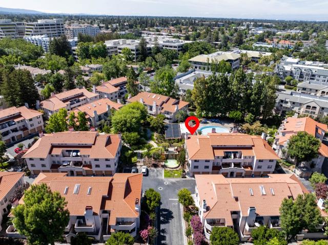 10209 Danube Drive, Cupertino CA: https://media.crmls.org/mediaz/73acee11-ec07-4e5a-8b8f-85734af4140e.jpg