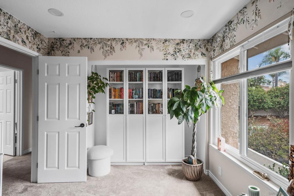 MLS #250036684SD image #17