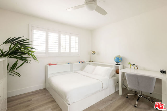 3739 Barry Avenue, Los Angeles CA: https://media.crmls.org/mediaz/73ade0ec-9411-4a35-a7f8-75b989eaf36f.jpg