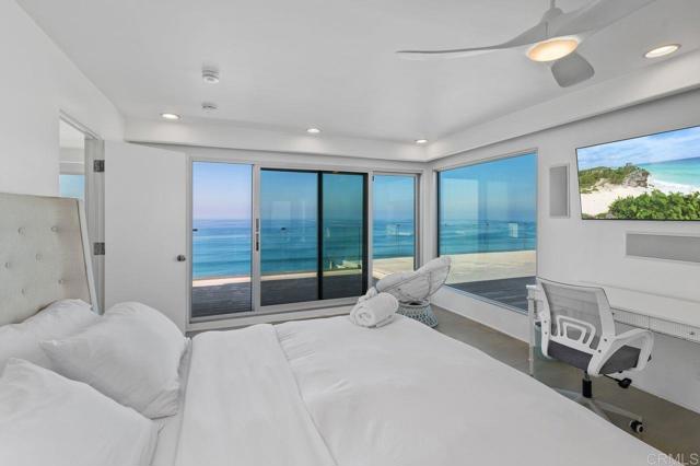 Detail Gallery Image 26 of 47 For 806 4th St, Encinitas,  CA 92024 - 5 Beds | 5/2 Baths