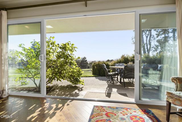 635 Via Del Cerro, Camarillo CA: https://media.crmls.org/mediaz/73b24e4f-d882-4a54-8e4c-a2ca06faf68f.jpg