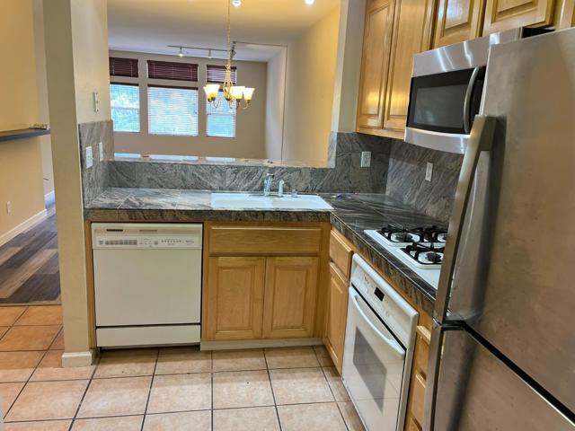 513 Callippe Court, Brisbane CA: https://media.crmls.org/mediaz/73b35a10-88ea-47c2-9234-91fad285f816.jpg