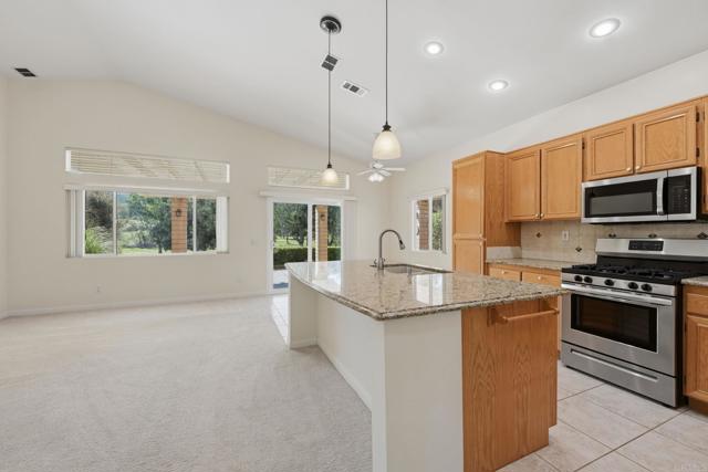 Detail Gallery Image 16 of 51 For 8899 Tobira Drive, Escondido,  CA 92026 - 3 Beds | 2 Baths