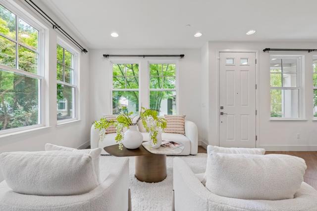 109 Avellino Way, Mountain View CA: https://media.crmls.org/mediaz/73b49d5b-bc01-468e-bf5d-ab46e4084bba.jpg