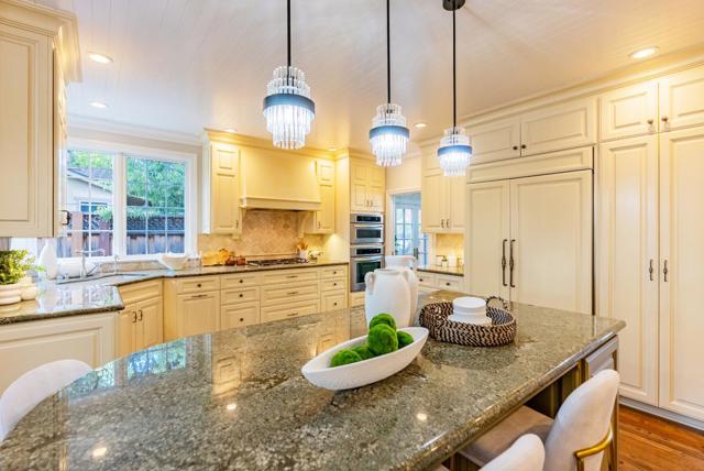 10421 Phar Lap Drive, Cupertino CA: https://media.crmls.org/mediaz/73b4e082-caef-422a-ae4d-1dec35522b49.jpg