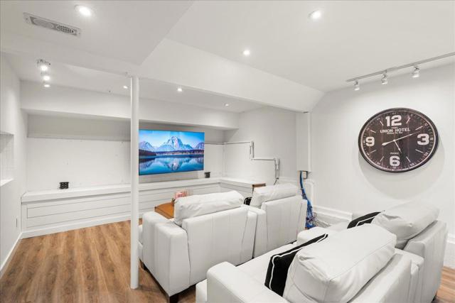 104 Pinta Court, Los Gatos CA: https://media.crmls.org/mediaz/73b51c2d-5c42-4d49-b8da-378bc654a5fe.jpg
