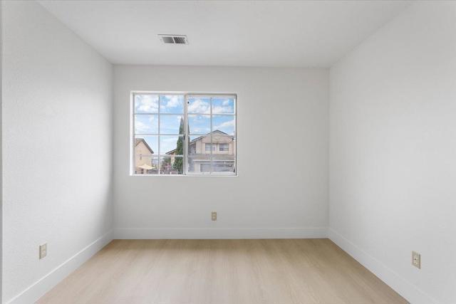 136 Olympic Drive, Vallejo CA: https://media.crmls.org/mediaz/73b53e07-6aea-48d3-86fc-735f9e00fc46.jpg