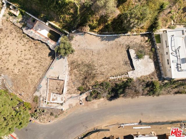 1140 Las Lomas Avenue photo 2