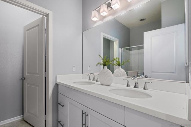 316 Antoni Glen, Escondido CA: https://media.crmls.org/mediaz/73b59dbb-d935-4ef3-84bc-31ce7e1adafc.jpg