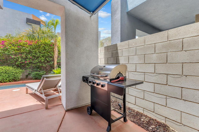 3563 Penny Lane, Palm Springs CA: https://media.crmls.org/mediaz/73b69096-790e-4241-ab9d-ca1d4e75a738.jpg