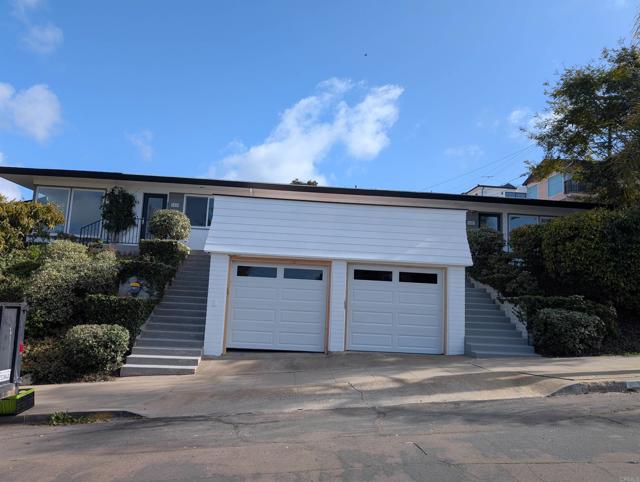 Image 2 of 15 For 1883 Froude Street