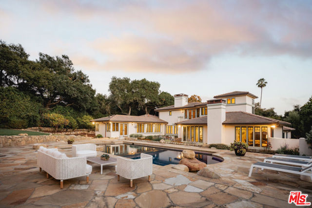 840 Ivy Lane, Montecito CA: https://media.crmls.org/mediaz/73b7173b-f8c5-4ea0-a59f-b41d6fb935a3.jpg