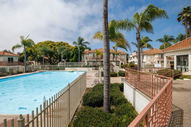 500 Lands End Way, Oceanside CA: https://media.crmls.org/mediaz/73b7882f-50b5-4af9-b201-db08257cb02a.jpg