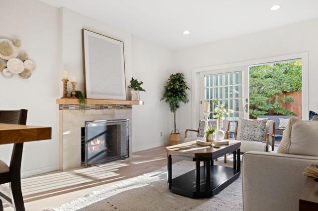 626 Harvester Drive, Foster City CA: https://media.crmls.org/mediaz/73b7926d-5f39-4a0b-abab-250c6ead127a.jpg