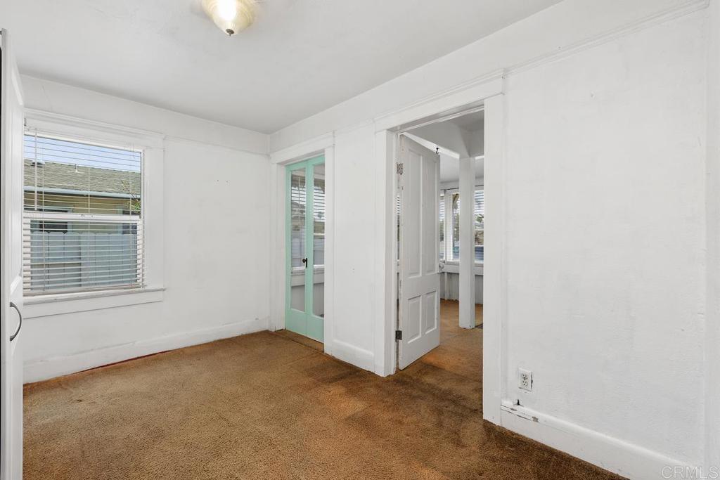 714 Ditmar Street - photo 9