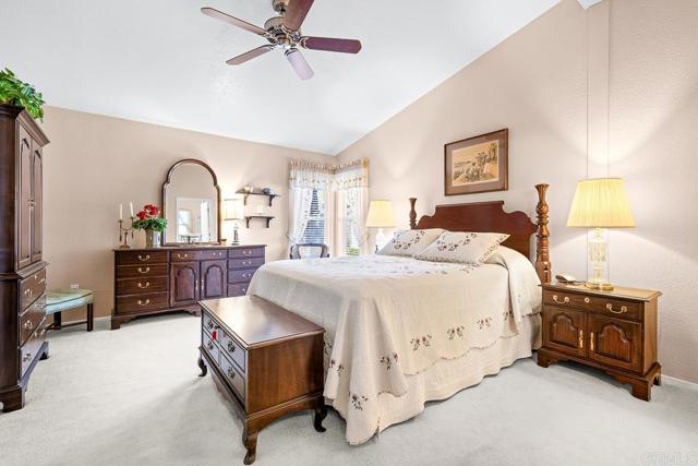 525 W El Norte Parkway, Escondido CA: https://media.crmls.org/mediaz/73b81461-d501-4b7e-948b-f07ab67b16ff.jpg