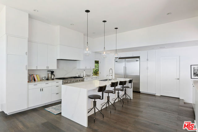 27450 Calicut Road, Malibu CA: https://media.crmls.org/mediaz/73b8dff3-bafa-40b4-aefc-4171902fd1d8.jpg